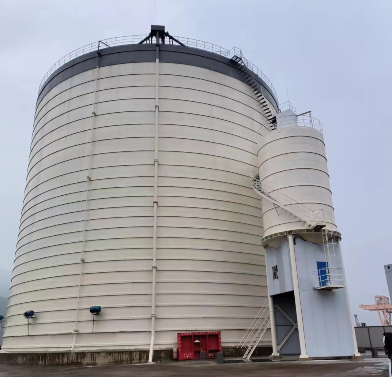 花溪10万吨水泥钢板库